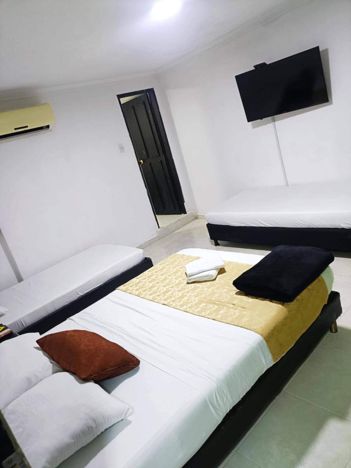 Hotel Suite Imperial 72 바랑키야 외부 사진