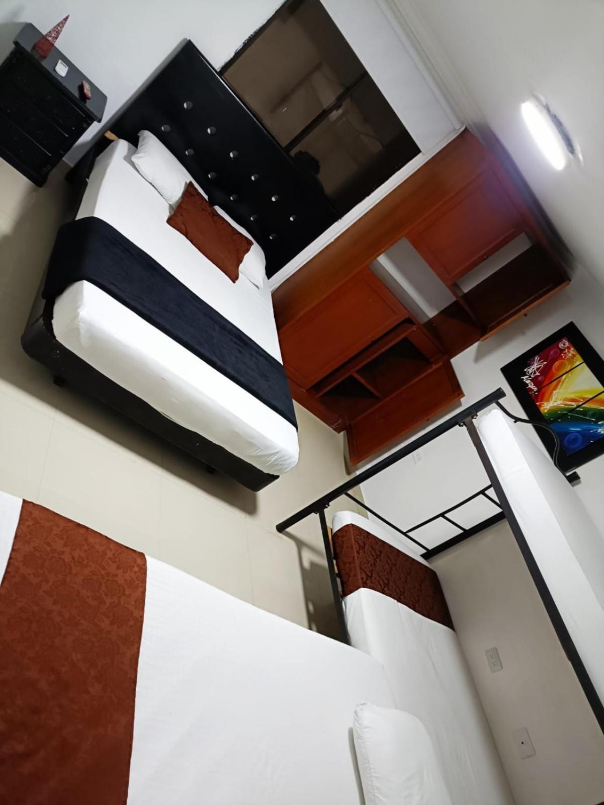 Hotel Suite Imperial 72 바랑키야 외부 사진