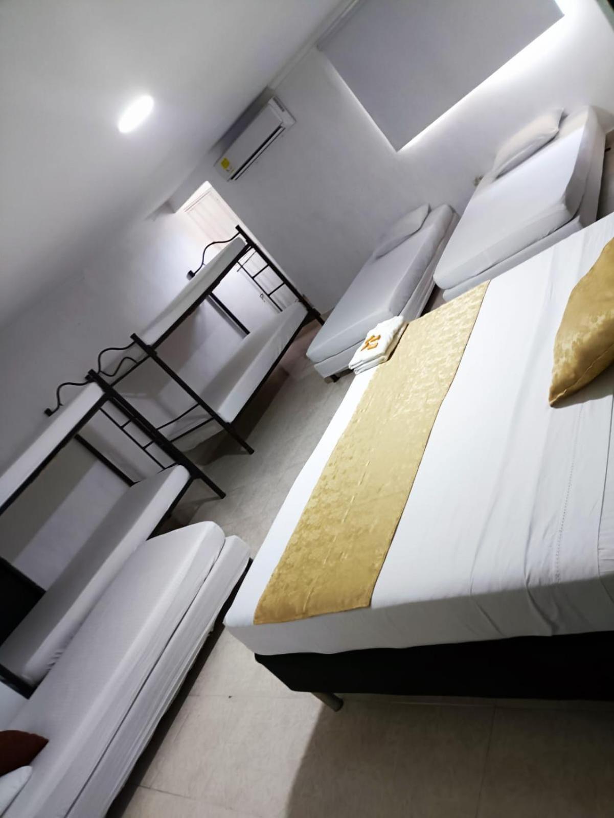 Hotel Suite Imperial 72 바랑키야 외부 사진